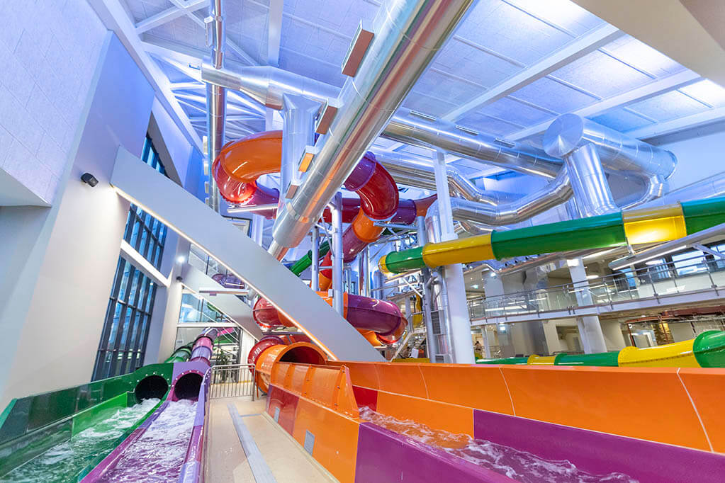 aquashowpark-indoor_Best_Winter_Activities_Children